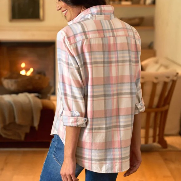 Frank & Eileen EILEEN Italian Cashmere-Touch Button Down in Pink/Blue Gray Plaid - Picture 2 of 8